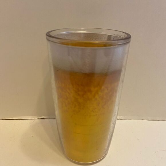 Tervis plastic cup faux foamy beer print 16 Oz - Picture 1 of 4